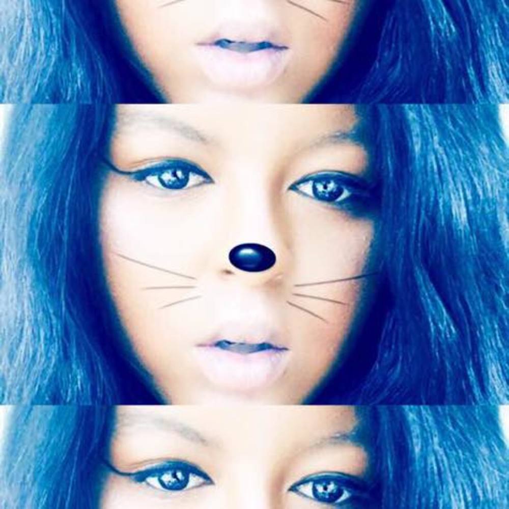 Meet your Posher, Desiree